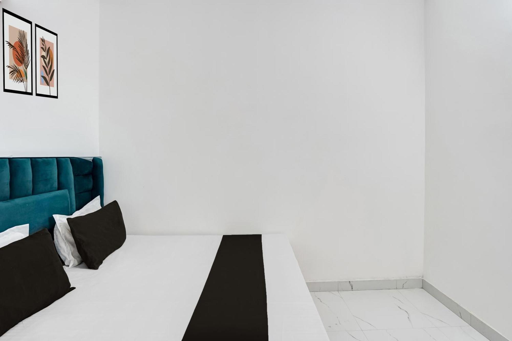 Super Hotel O Burari Yeni Delhi Dış mekan fotoğraf