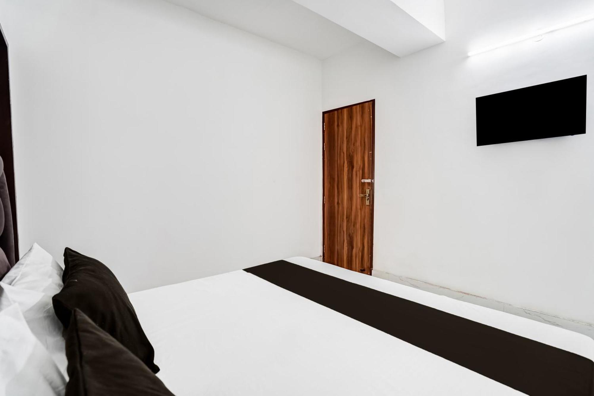 Super Hotel O Burari Yeni Delhi Dış mekan fotoğraf